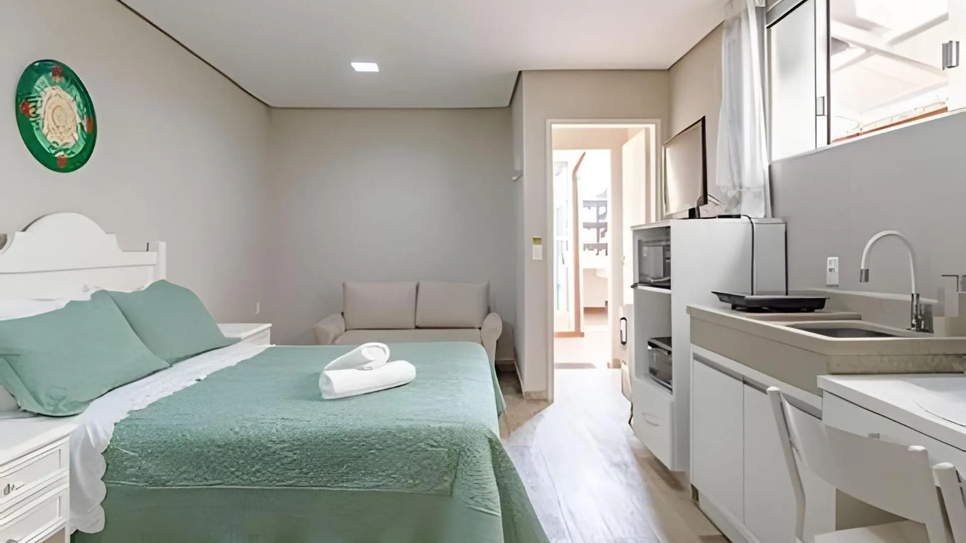 Apartamentos 500M Do Mar, Churrasqueira, Academia, Area De Lazer Florianopolis