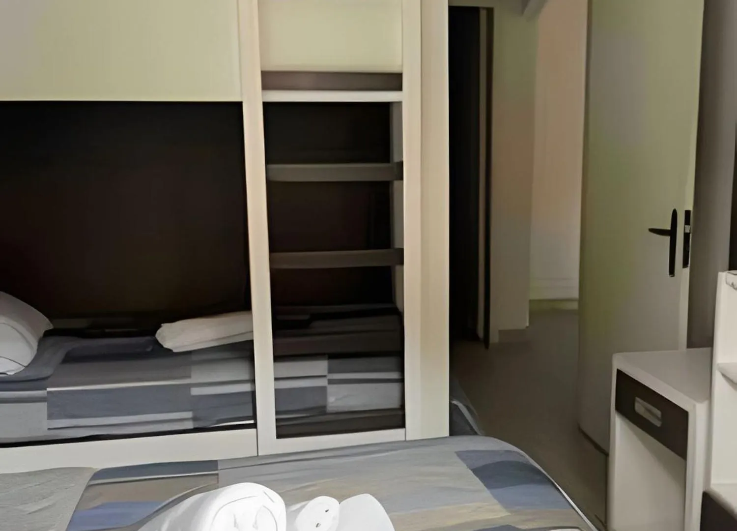 Apartamentos 500M Do Mar, Churrasqueira, Academia, Area De Lazer Florianopolis